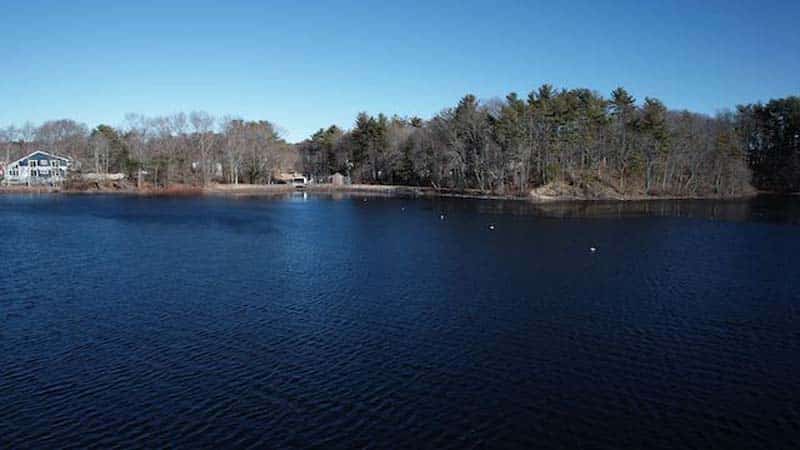 Hydradivetech water infrastructure service image showing water distribution and treatment structures for quality management.